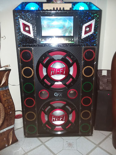 Furniture Store «Furniture Lefty», reviews and photos, 538 E 138th St, Bronx, NY 10454, USA