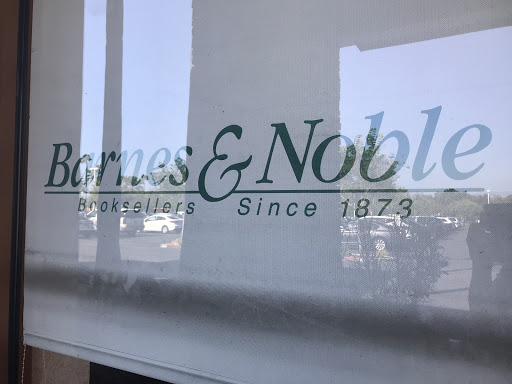 Barnes & Noble image