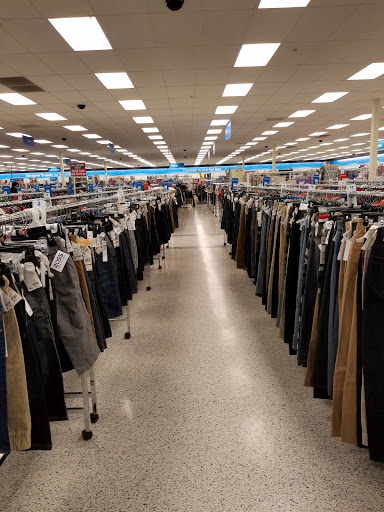Clothing Store «Ross Dress for Less», reviews and photos, 2151 N Harris Blvd, Layton, UT 84041, USA