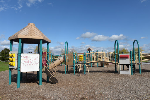 Park «Hoosier Grove Park», reviews and photos, 700 W Irving Park Rd, Streamwood, IL 60107, USA