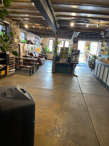 Coffee Shop «Dark Horse Coffee Roasters Truckee», reviews and photos, 10009 W River St, Truckee, CA 96161, USA