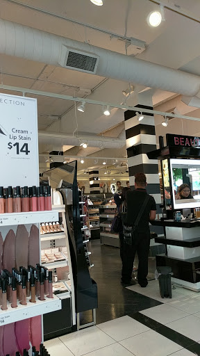 Cosmetics Store «SEPHORA», reviews and photos, 1205 Burlingame Ave, Burlingame, CA 94010, USA