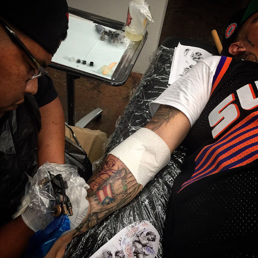 Tattoo Shop «Lyfestyle Ink», reviews and photos, 1923 S El Camino Real, San Mateo, CA 94403, USA