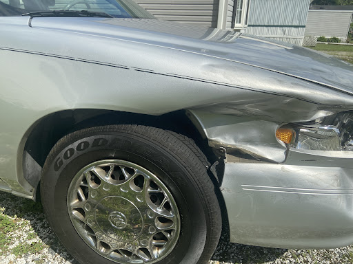 Auto Body Shop «Boyd Collision Center», reviews and photos, 1380 Spartanburg Hwy, Hendersonville, NC 28792, USA