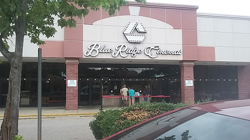 Movie Theater «AMC Classic Blueridge 14», reviews and photos, 600 Blue Ridge Rd, Raleigh, NC 27606, USA