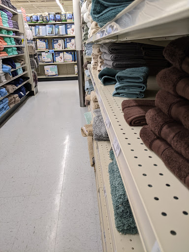 Discount Store «Big Lots», reviews and photos, 26425 Great Northern Shop Center, North Olmsted, OH 44070, USA