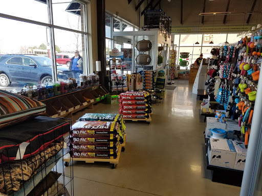 Pet Supply Store «Premier Pet Supply», reviews and photos, 63 W Auburn Rd, Rochester Hills, MI 48307, USA