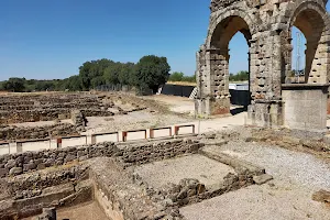 Ciudad Romana de Cáparra image