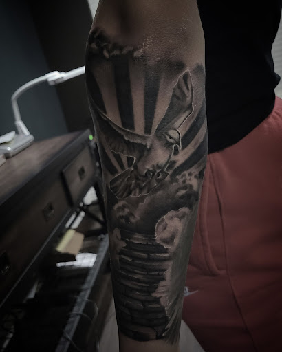 Explore nature tattoo ideas for guys, creative tattoo ideas in Midlothian, available at Rivermore Tattoo