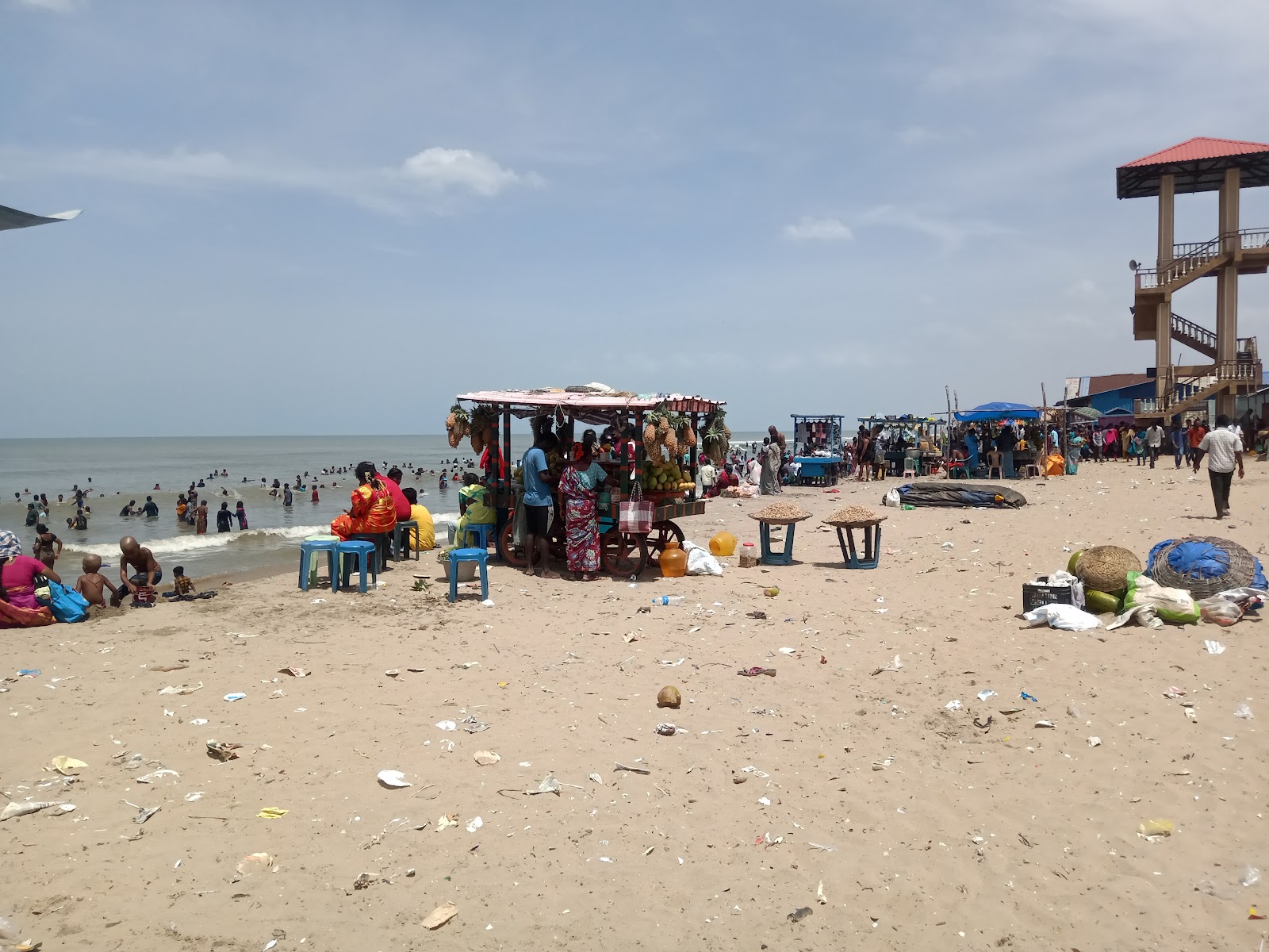 Foto van Velankanni Beach en de nederzetting