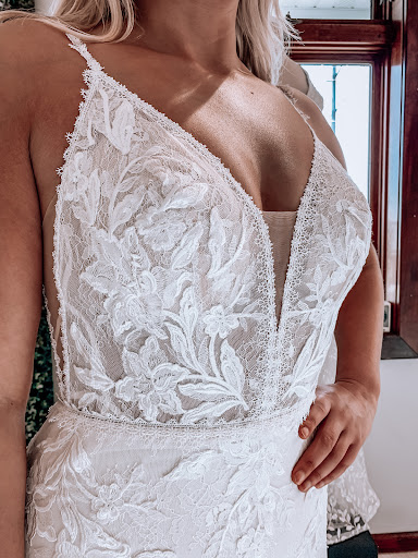 Bridal Shop «Alan Evans Bridal», reviews and photos, 512 Center Ave, Moorhead, MN 56560, USA