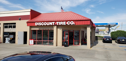 Discount Tire Store - Murray, UT, 120 E 4500 S, Murray, UT 84107, USA, 