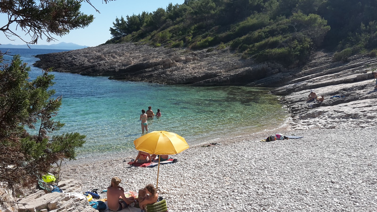 Foto van Jugo beach met hoog niveau van netheid