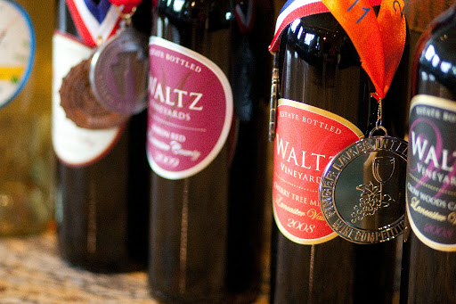 Winery «Waltz Vineyards Wine Shop in Lititz», reviews and photos, 32 E Main St, Lititz, PA 17543, USA