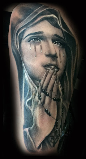 Explore small traditional tattoo ideas, creative tattoo ideas in Washington, available at Fattys Tattoos & Piercings Dupont Circle