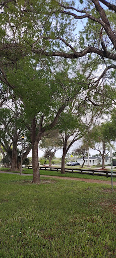 Park «Kendale Lakes Park», reviews and photos, 7850 SW 142nd Ave, Miami, FL 33183, USA