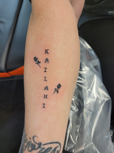 Tattoo Shop «House of Stain», reviews and photos, 4170 W Broad St, Columbus, OH 43228, USA