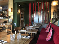 Atmosphère du Restaurant thaï Mme Shawn Thai Bistrot à Paris - n°12