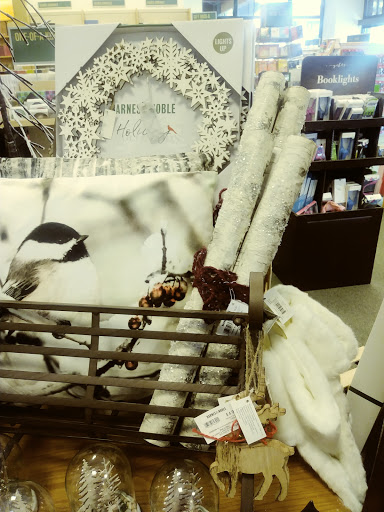 Book Store «Barnes & Noble», reviews and photos, 1 Levee Way, Newport, KY 41071, USA
