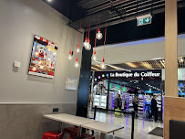Atmosphère du Restaurant KFC Rosny 2 à Rosny-sous-Bois - n°2