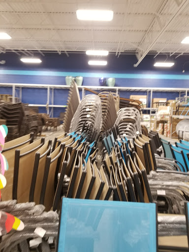 Home Goods Store «At Home», reviews and photos, 1811 N Dixie Hwy, Elizabethtown, KY 42701, USA