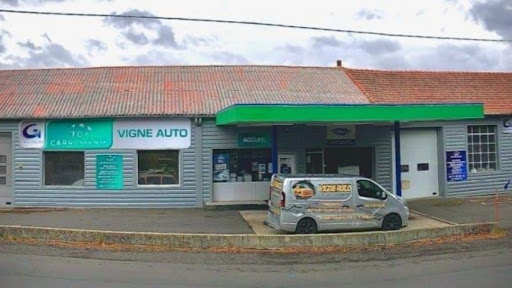 Photo 3 - VIGNE AUTO
