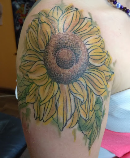 Tattoo Shop «Art & Soul Tattoo», reviews and photos, 6021 S Westnedge Ave, Portage, MI 49002, USA