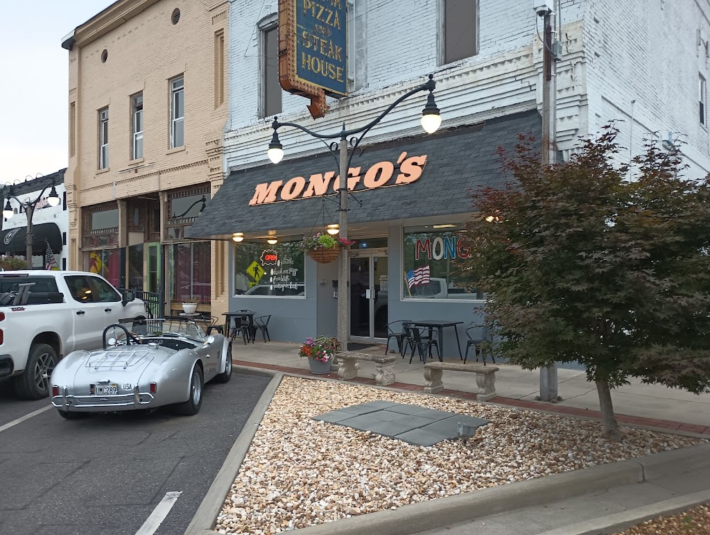 Mongos Pizza 36265