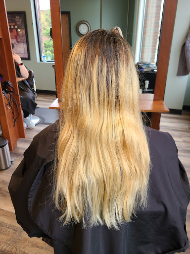 Beauty Salon «500 Fifth Ave Salon & Spa», reviews and photos, 500 5th Ave NW, New Brighton, MN 55112, USA