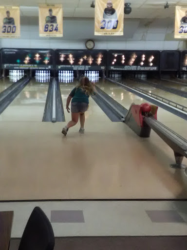 Bowling Alley «Chelsea Lanes Inc», reviews and photos, 1180 S Main St, Chelsea, MI 48118, USA