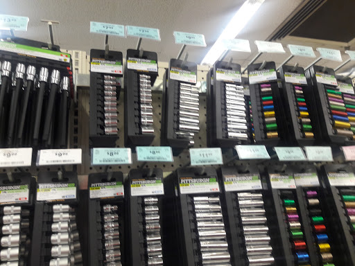 Hardware Store «Harbor Freight Tools», reviews and photos, 7523 Boulevard 26, North Richland Hills, TX 76180, USA