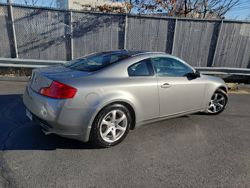 Car Dealer «Imports Unlimited», reviews and photos, 569 N Colony St, Wallingford, CT 06492, USA