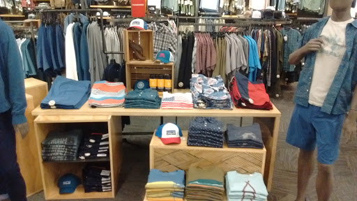 Camping Store «REI», reviews and photos, 8209 Watson St, McLean, VA 22102, USA