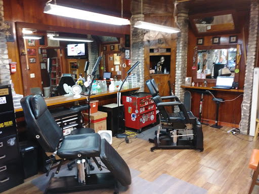Tattoo Shop «Last Dragon Tattoo», reviews and photos, 212 N 2nd St, Fort Pierce, FL 34950, USA
