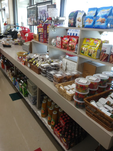 Italian Grocery Store «DeVitis Fine Italian Foods», reviews and photos, 560 E Tallmadge Ave, Akron, OH 44310, USA