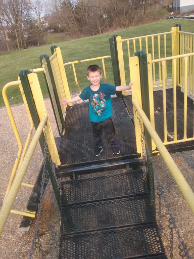 Park «Walters Grove Park», reviews and photos, 4400 Walter Ave, Parma, OH 44134, USA