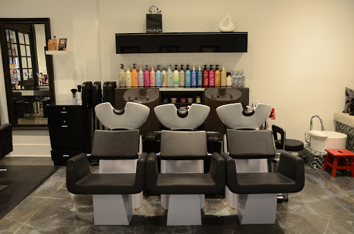 Beauty Salon «Salon Muse & Blow Dry Lounge», reviews and photos, 9420 Norton Commons Blvd, Prospect, KY 40059, USA