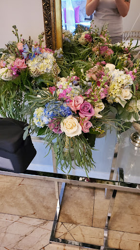 Florist «Corner Florist», reviews and photos, 2619 Hammonds Ferry Rd, Halethorpe, MD 21227, USA