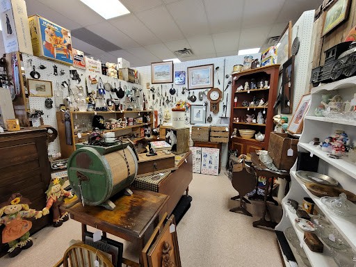 Shopping Mall «North Hanover Mall», reviews and photos, 1155 Carlisle St, Hanover, PA 17331, USA