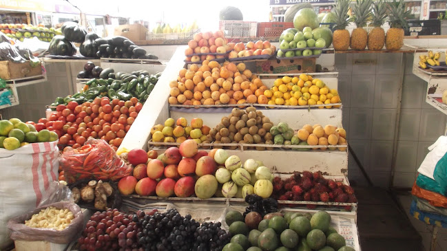 Horarios de Verduras y Frutas Mercado Municipal de la Kennedy