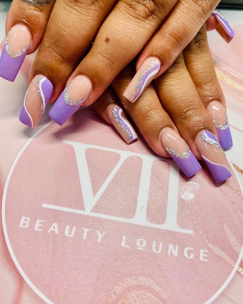 VII Beauty Lounge 79705