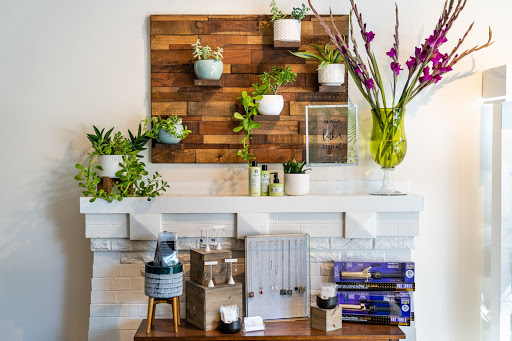 Beauty Salon «Pomegranate Salon», reviews and photos, 123 D St, Davis, CA 95616, USA