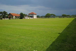 Lapangan Sepakbola Sindon image