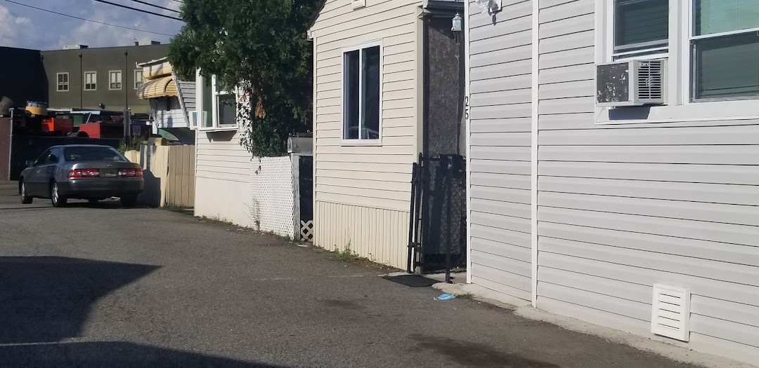 Riverview Trailer Cour Inc