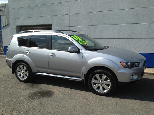 Auto Body Shop «Maaco Collision Repair & Auto Painting», reviews and photos, 500 Hicksville Rd, Massapequa, NY 11758, USA