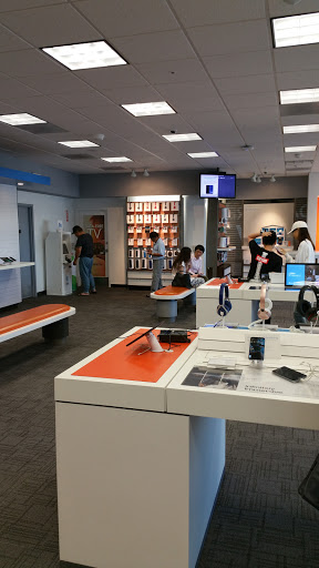 Cell Phone Store «AT&T», reviews and photos, 17342 Colima Rd, Rowland Heights, CA 91748, USA