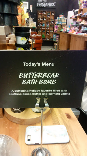 Cosmetics Store «Lush», reviews and photos, 125 Westchester Ave, White Plains, NY 10601, USA