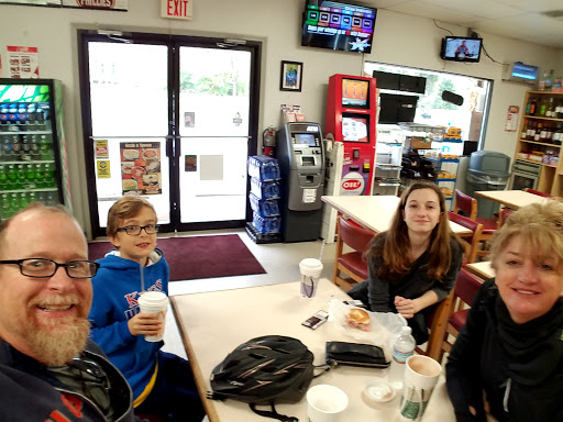 Grocery Store «Village Grocery», reviews and photos, 385 Loveland-Miamiville Rd, Loveland, OH 45140, USA