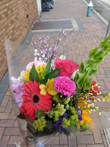 Florist «J.W. Becker Flowers & Gifts», reviews and photos, 225 Jericho Turnpike, Floral Park, NY 11001, USA