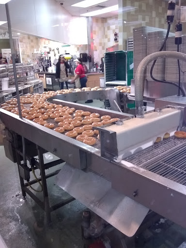 Bakery «Krispy Kreme Doughnuts», reviews and photos, 32450 Dyer St, Union City, CA 94587, USA